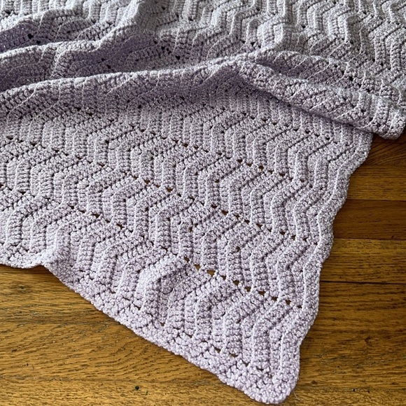 Lilac Crochet Baby Blanket - Picture 6 of 6